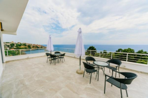 Гостиница Teuta Apartments  Улцинь